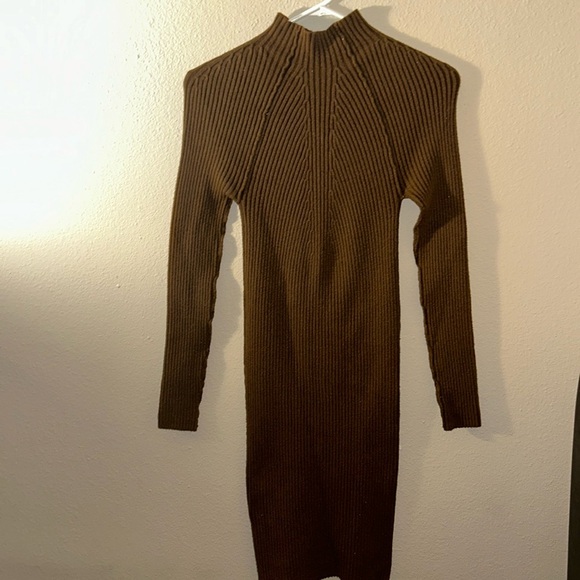 Forever 21 Dresses & Skirts - Knitted long sleeve dress